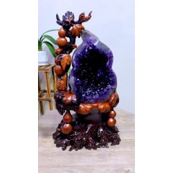 Uruguayan Amethyst Geode Uruguayan Amethyst Geode